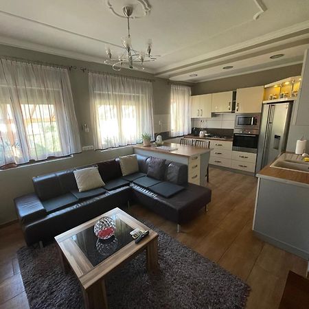 Relax Lejlighed Zalaegerszeg Eksteriør billede